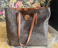 Michael kors tote bag