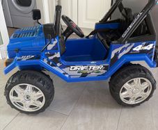 Electric jeep