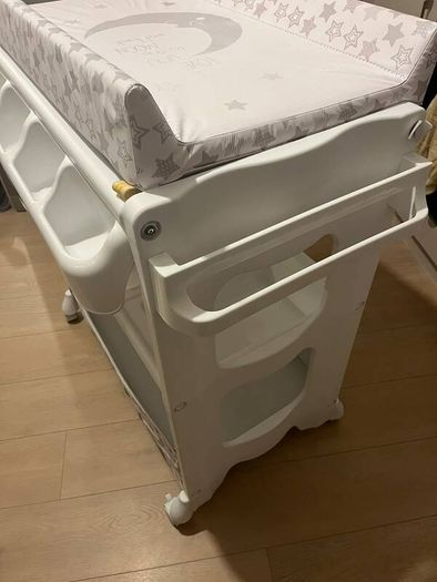Babylo Smart Changing Table With Bath free delivery