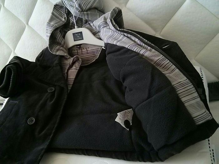 BNWOT boys warm winter coat (6-9mo) Terry de marins bought in tk maxx
