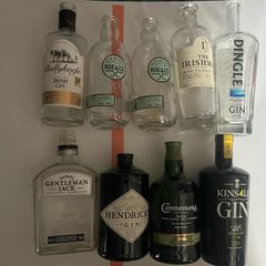 Decorative or collectible empty bottles vodka  whisky, gin, Irish whiskey Connemara whiskey Jameson powers ballantines Johnnie walkers TEELING disaronno Irishman Hennessy Drumshanbo Gunpowder Irish Gin vodka whiskey empty Bottle  Jack Daniels Bombay sapph