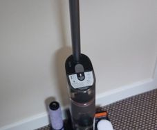 Shark HydroVac Cordless Hard Floor Cleaner | WD210UK