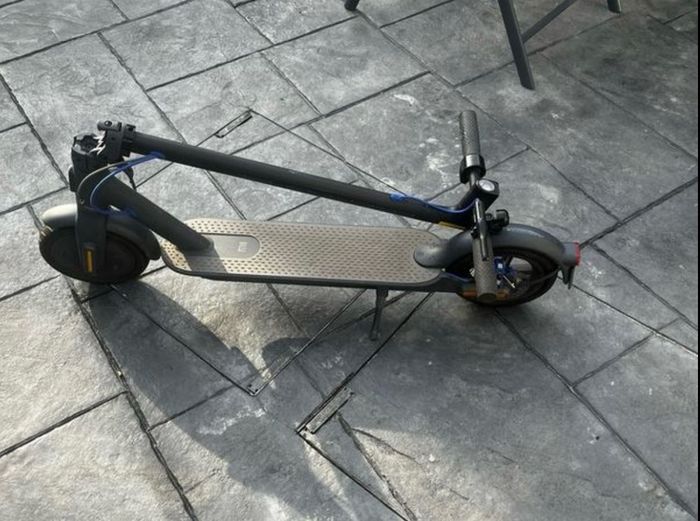 electric scooter
