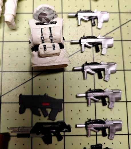 GI JOE 25th Anniversary+ parts & pieces