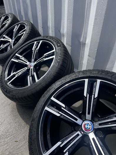 Genuine BMW G30, G20 848M 18" Alloy Wheels
