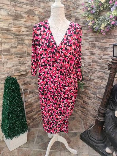 Marks and Spencers  Slinky dress knee length size 22 spring summer holidays occasions outfit Postage included