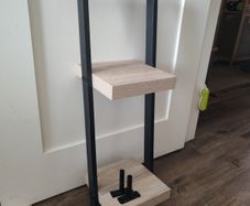 Floating shelf