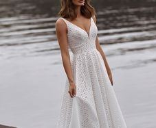 Madi Lane Clara Wedding Dress