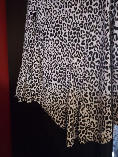 Leopard Flared Sleeve Top BNWT - UK 10