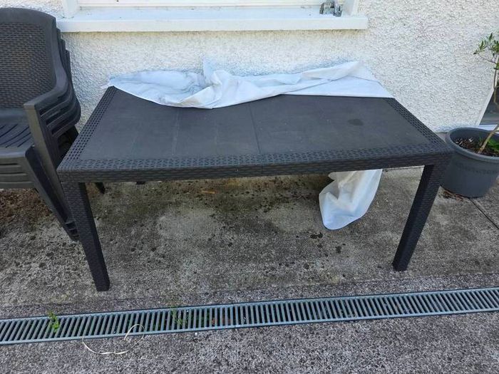 outdoor chairs
