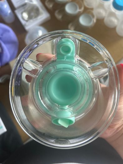 Starter Bundle- Elvie Stride 2 Wearable breast pump & Accessories