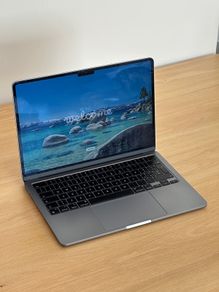 MacBook Air M2 2022