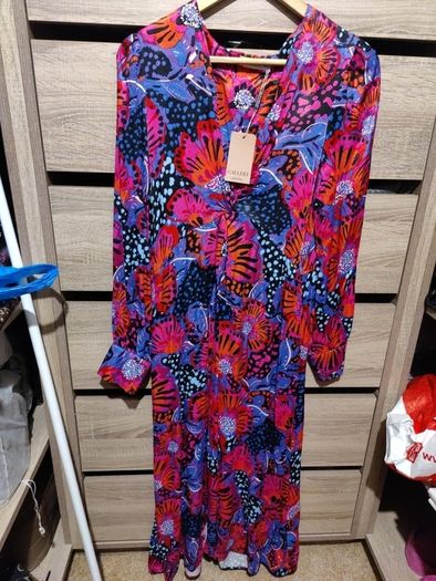 gallery dress