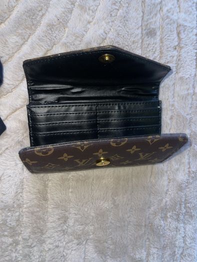 Lv purse