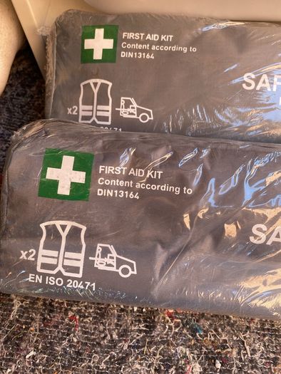 2 car / Taxi first aid kits