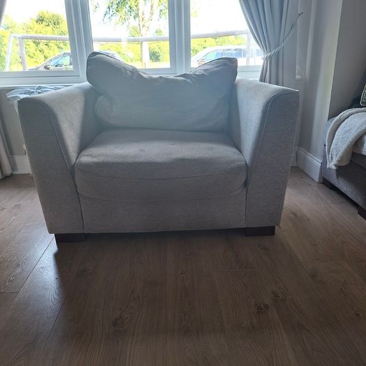 Sofa/ Couch Set