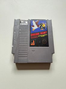 Drunk Hunt - Nintendo NES Cartridge Flask (Duck Hunt)
