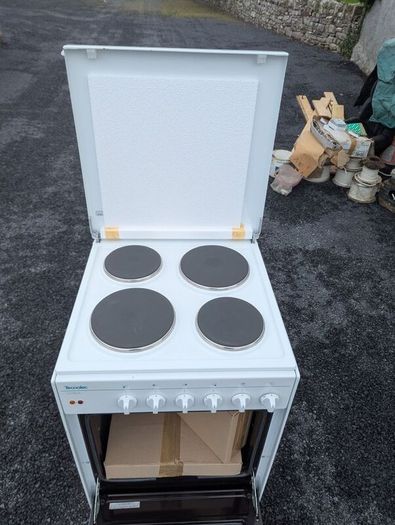 Cooker