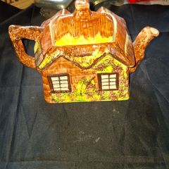Beautiful Old Price Kensington Cottage Ware Teapot, dating around the 1950s