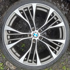 22" Bmw X5 Alloys with tyres