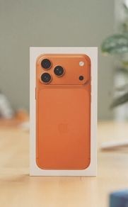 New Sealed Irish Apple iPhone 17 Pro Max 256 GB: 6.9-inch Display with ProMotion, A19 Pro Chip, Best Battery Life in Any iPhone Ever, Pro Fusion Camera System, Center Stage Front Camera; Cosmic Orange