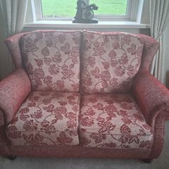 2 2 1 suite of furniture