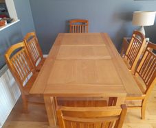 Solid Oak Dining Table with 6 Solid Oak Chairs