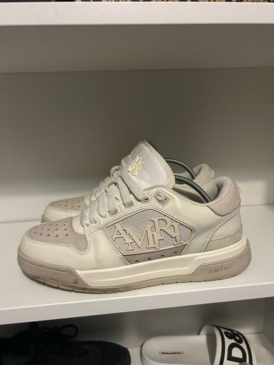 Amiri trainers