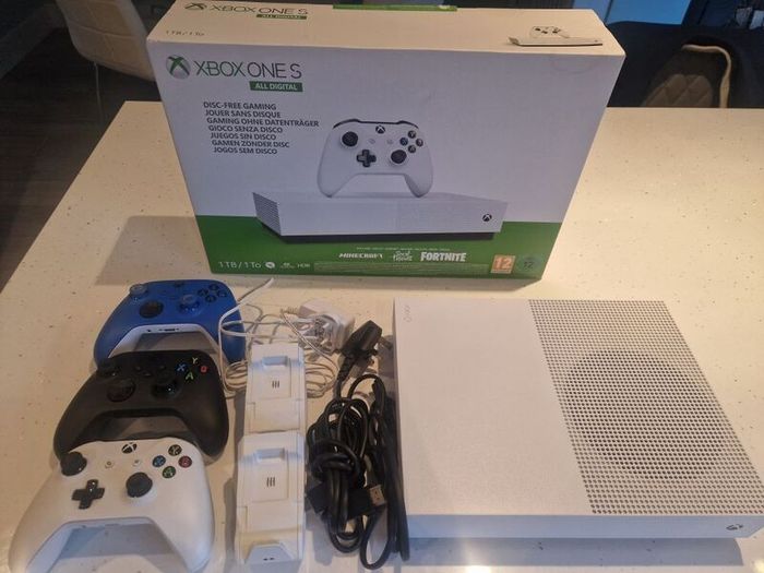 Xbox One S Digital Edition 1tb