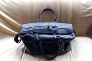 Kenneth Cole Large Black Leather holdall With Habdles And Shoulder Strap. and