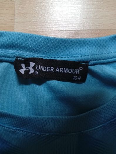 Under Armour T-shirt & Shorts Set ((Age 11-12yrs))