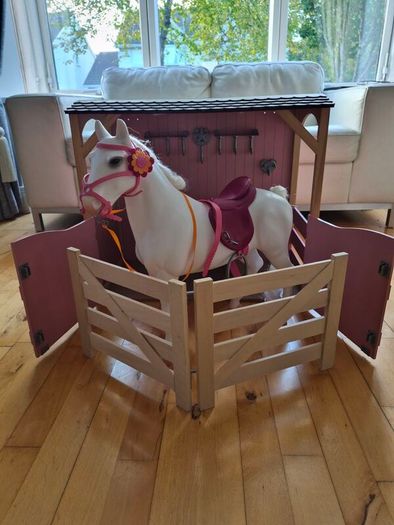 Generation doll stables and horse