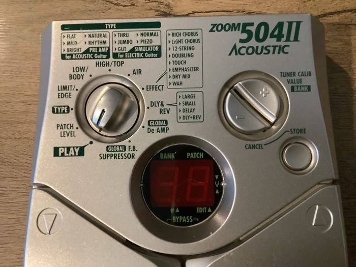 Zoom 504 II Acoustic multi-effects processor