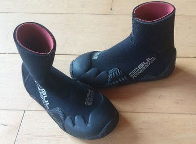 Gul Junior Wetsuit Powerboots and wetsuit gloves