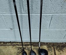 Left handed golf clubs