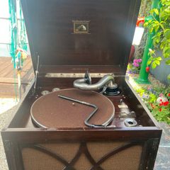 Antique HMV Gramophone