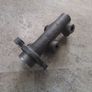 Opel / Vauxhall Brake Master Cylinder. Image 2