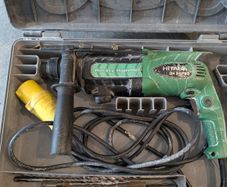 Hitachi DH24PB2 Rotary Hammer Drill + Case + Bits