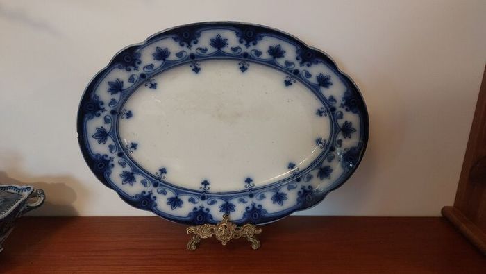 Fabulous Pair of Antique Flow Blue Victorian Graduated Platters, "Dudley" Pattern, by Ford & Sons, Burslem, Stoke-on-Trent, Circa 1893-1908, Perfect for Display