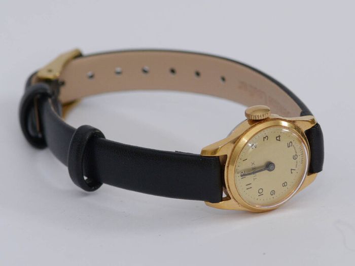 Vintage Ladies Timex Mechanical  Watch