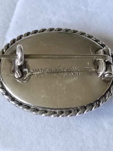 Vintage sterling silver moss agate brooch