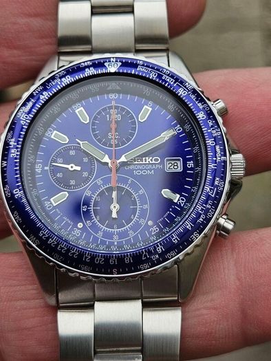 Watch Seiko Pilot Chronograph.