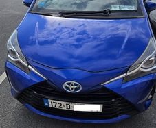 2017 Toyota Yaris Hybrid - Great Condition
