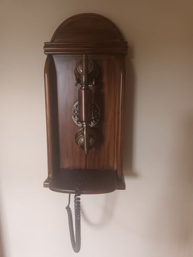 Old style telephone