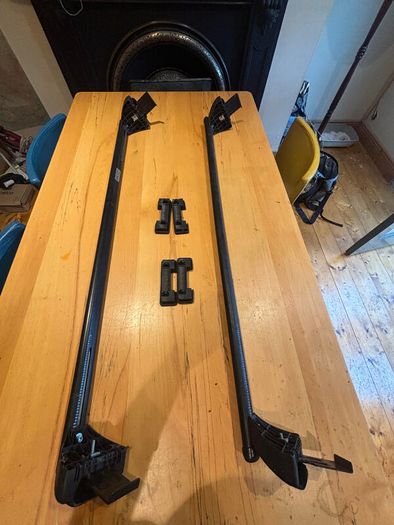 Car roof bars / rack