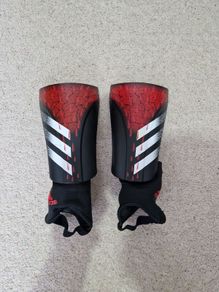 Adidas Predator Large Shin Guards
