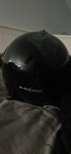 Motorcycle helmet