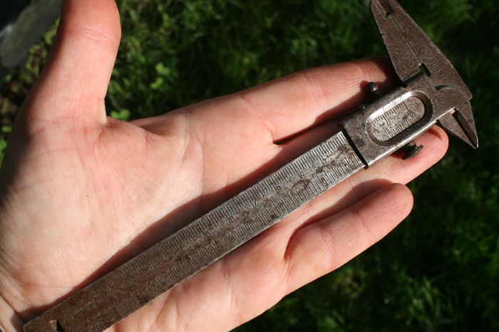 Vintage  Caliper 7"