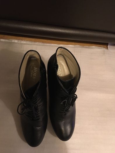 Beautiful Hobbs Leather Boots, size EU-41, UK-7