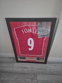 Liverpool FC Legend Robbie Fowler Signed & Framed No.9 Jersey with COA